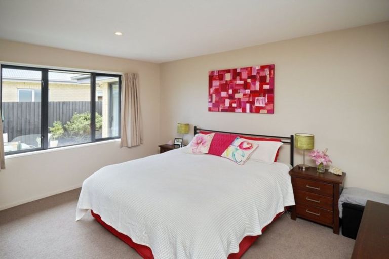 Photo of property in 11 Taiwhenua Street, Rangiora, 7400