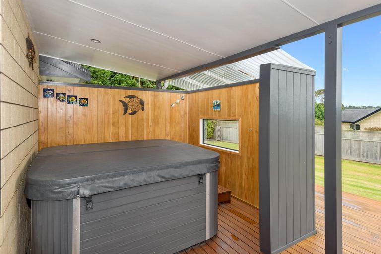 Photo of property in 11 Baybreeze Lane, Parua Bay, Whangarei, 0174
