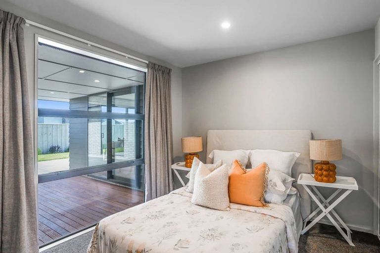 Photo of property in 6 Marcoola Drive, Rolleston, 7614