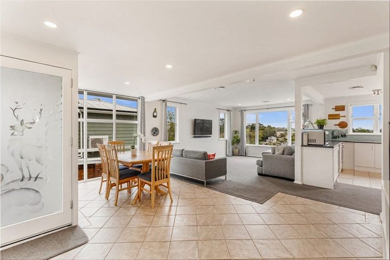 Photo of property in 91 Don Buck Road, Massey, Auckland, 0614