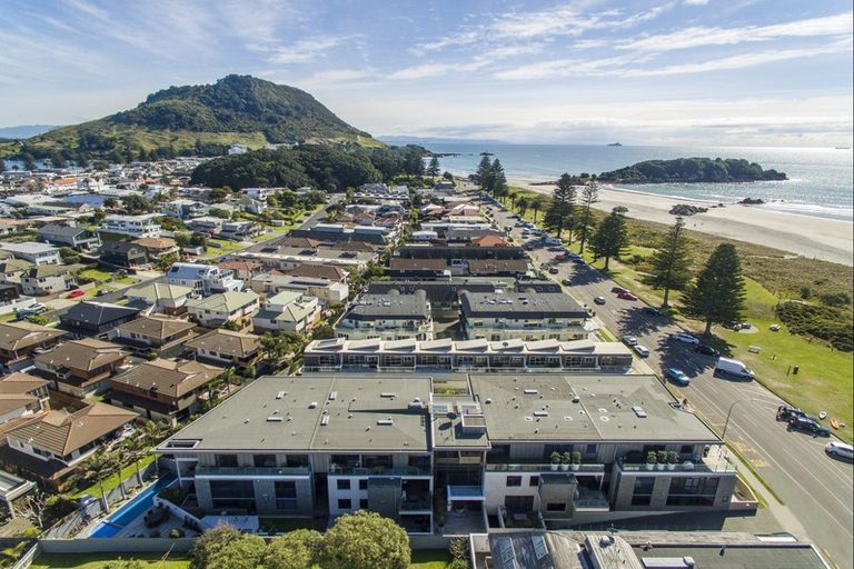 Photo of property in 2/48 Marine Parade, Mount Maunganui, 3116