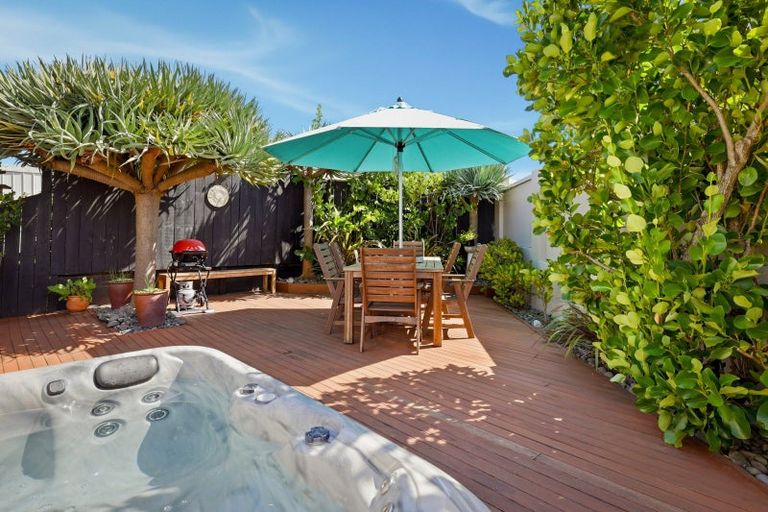 Photo of property in 23 Tay Street, Mount Maunganui, 3116