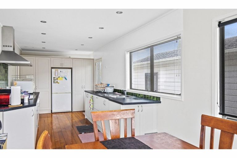 Photo of property in 32 Kaiwaka Road, Waiuku, 2123