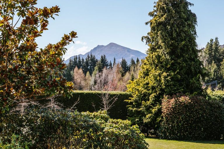Photo of property in 86 Golf Course Road, Wanaka, 9305