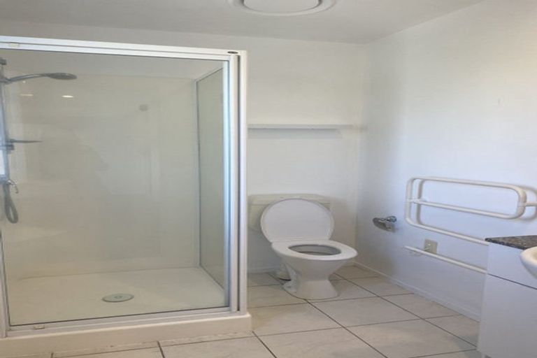Photo of property in 17/18 Alicante Avenue, Hillpark, Auckland, 2102