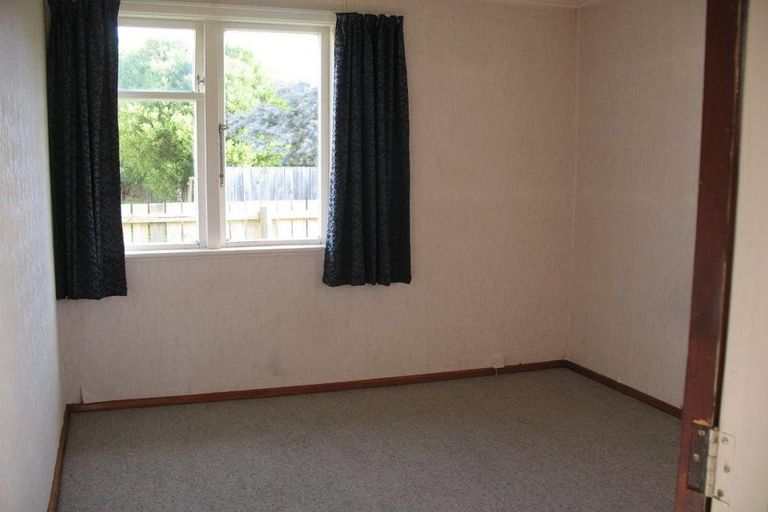 Photo of property in 43 Taylor Street, Carterton, 5713