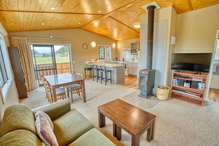Photo of property in 4 Russell Street, Okarito, Whataroa, 7886