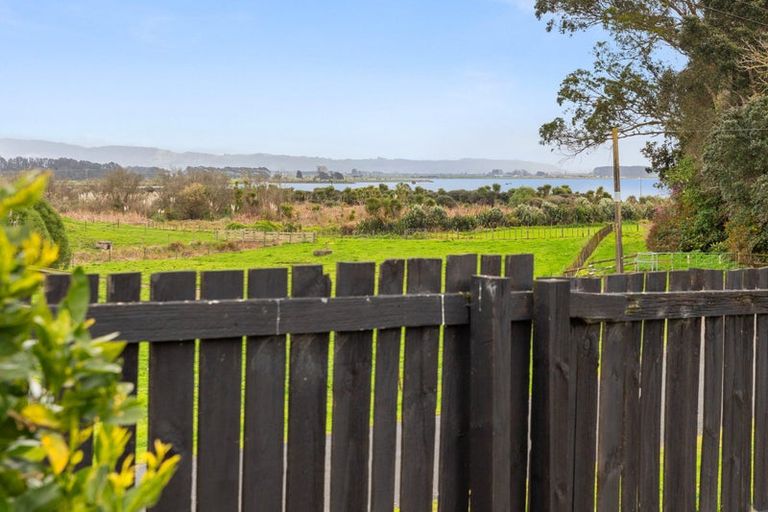 Photo of property in 54 Spencer Avenue, Maketu, 3189
