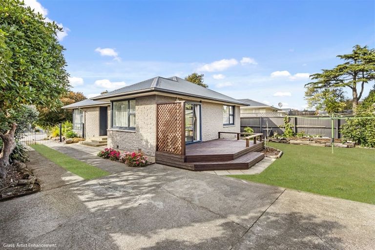 Photo of property in 20 Oriana Crescent, Hornby, Christchurch, 8042