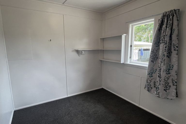 Photo of property in 76 Pitama Road, Awapuni, Palmerston North, 4412