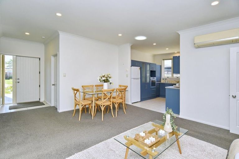 Photo of property in 11 Maurice Stanton Place, Shirley, Christchurch, 8052