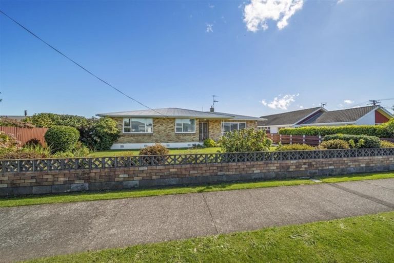 Photo of property in 93 Waihi Road, Hawera, 4610