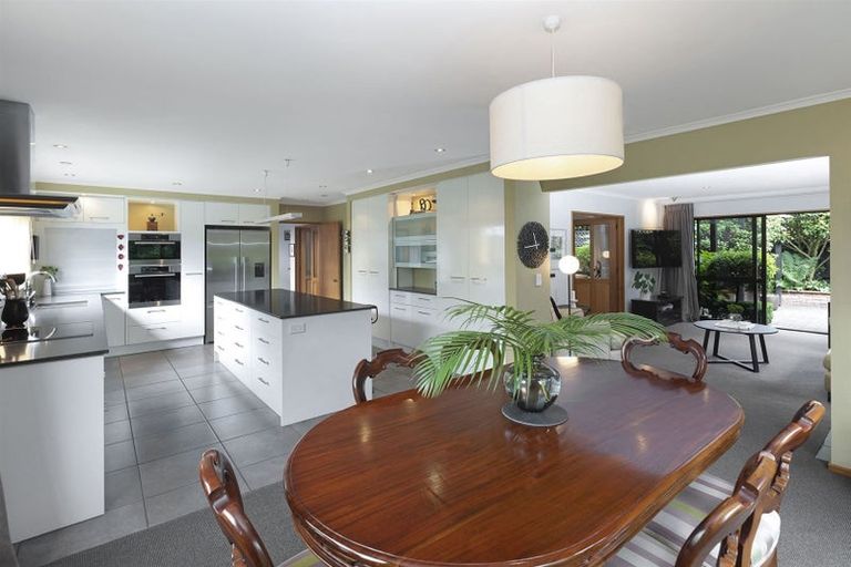 Photo of property in 2/5a Regency Crescent, Redwood, Christchurch, 8051