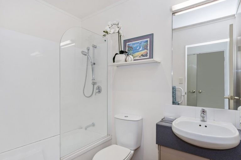 Photo of property in Capri Apartments, 5 The Mall, Mount Maunganui, 3116