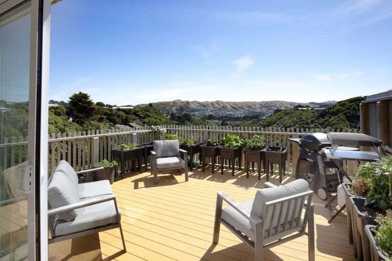 Photo of property in 13/6u Bushland Grove, Paparangi, Wellington, 6037