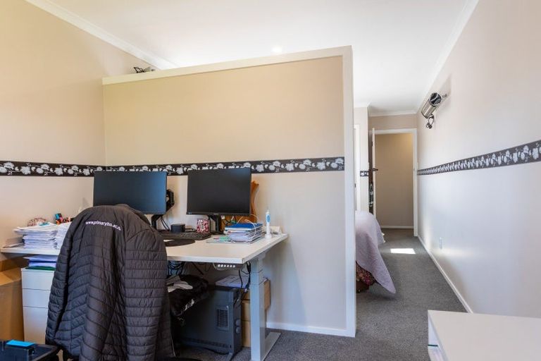 Photo of property in 63 Burgoyne Street, Woodville, 4920