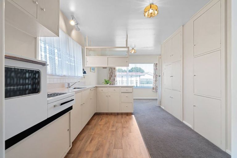 Photo of property in 146 Springs Road, Hornby, Christchurch, 8042