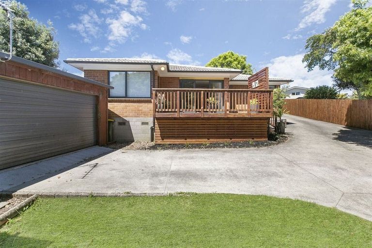 Photo of property in 7 Minaret Drive, Bucklands Beach, Auckland, 2014