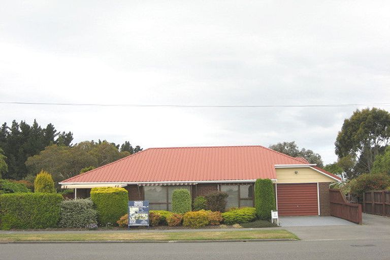 Photo of property in 478 Bower Avenue, Parklands, Christchurch, 8083