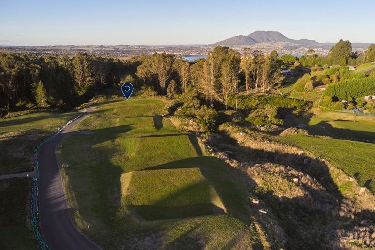Photo of property in 24 Willow Lane, Acacia Bay, 3385