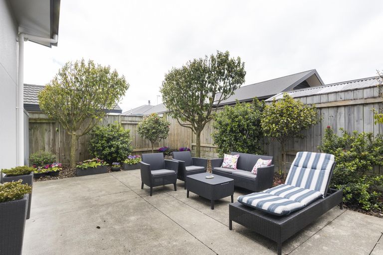 Photo of property in 68 James Line, Kelvin Grove, Palmerston North, 4414