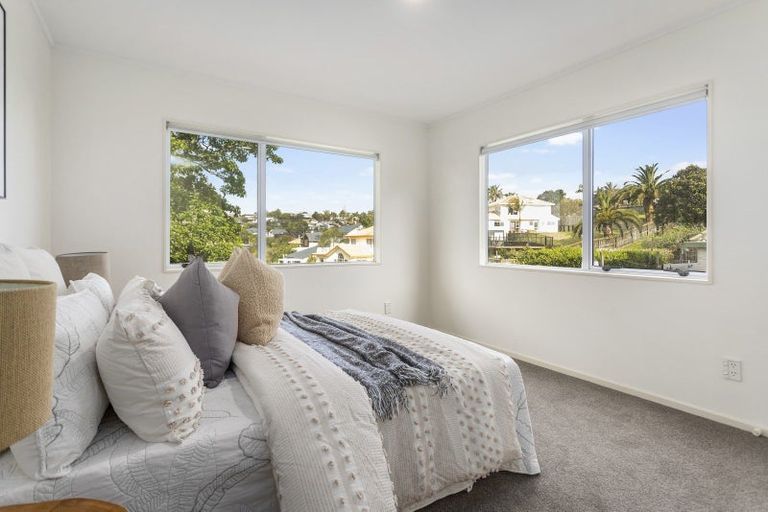 Photo of property in 1/5 Pelican Lane, Unsworth Heights, Auckland, 0632