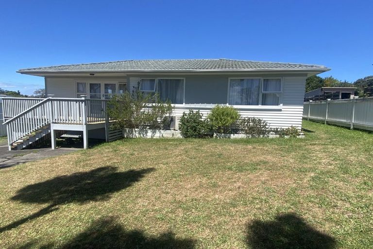 Photo of property in 13 Castleton Street, Birkdale, Auckland, 0626