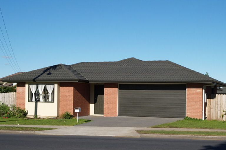 Photo of property in 522 Massey Road, Mangere, Auckland, 2022