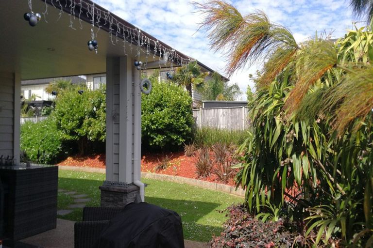 Photo of property in 5 Hinau Road, Karaka, Papakura, 2113