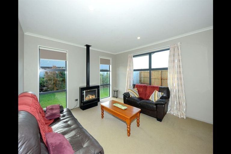 Photo of property in 8 Henley Close, Rolleston, 7614