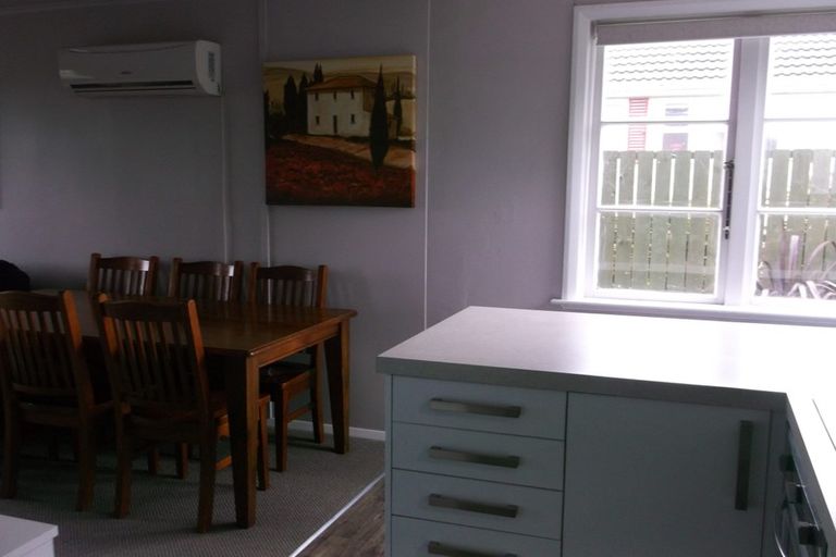 Photo of property in 2 Larsen Street, Westport, 7825