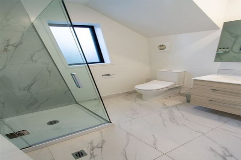 Photo of property in 6a/5 Taramea Place, Addington, Christchurch, 8024