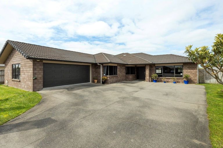 Photo of property in 55 Aquila Crescent, Rototuna North, Hamilton, 3210