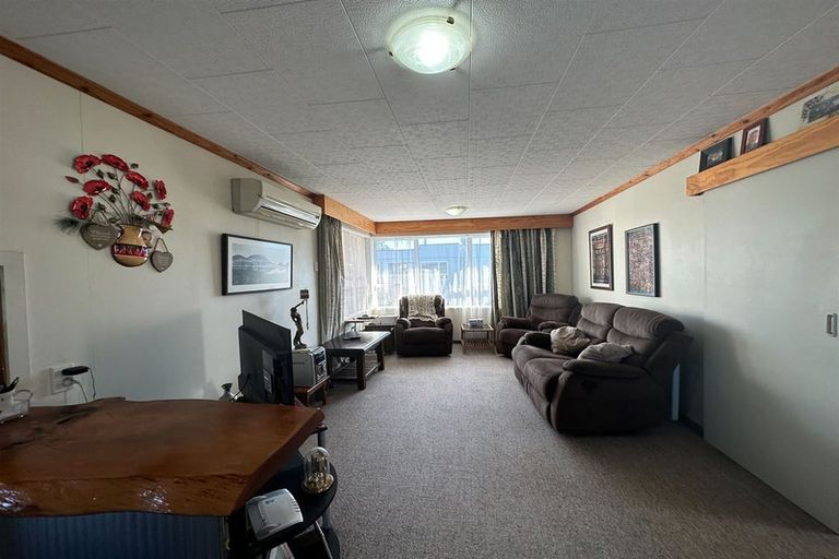 Photo of property in 64 Kaniere Road, Hokitika, 7811