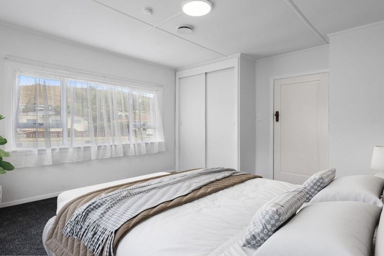Photo of property in 14 Titoki Street, Stoke, Nelson, 7011