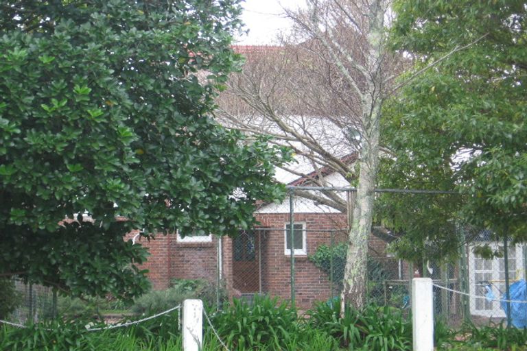 Photo of property in 38 Hinewa Road, Otumoetai, Tauranga, 3110