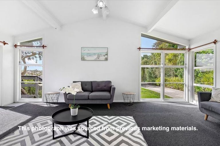 Photo of property in 38 D'oyly Drive, Stanmore Bay, Whangaparaoa, 0932