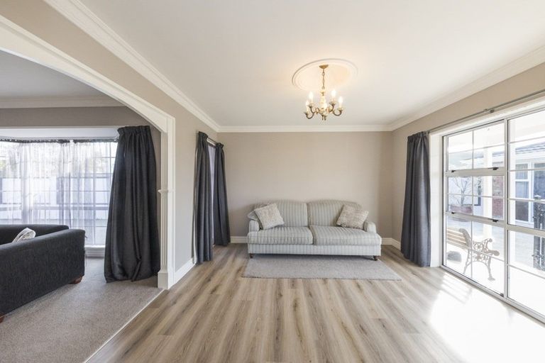 Photo of property in 6 Grange Place, Milson, Palmerston North, 4414