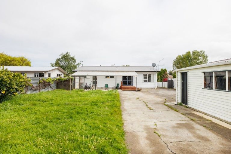 Photo of property in 86 Benmore Avenue, Cloverlea, Palmerston North, 4412