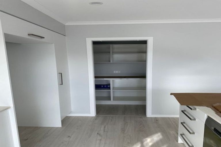 Photo of property in 6 Atutahi Lane, Papamoa Beach, 3118