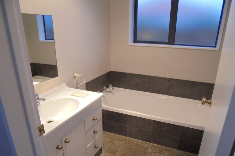 Photo of property in 104a Springs Road, Hornby, Christchurch, 8042