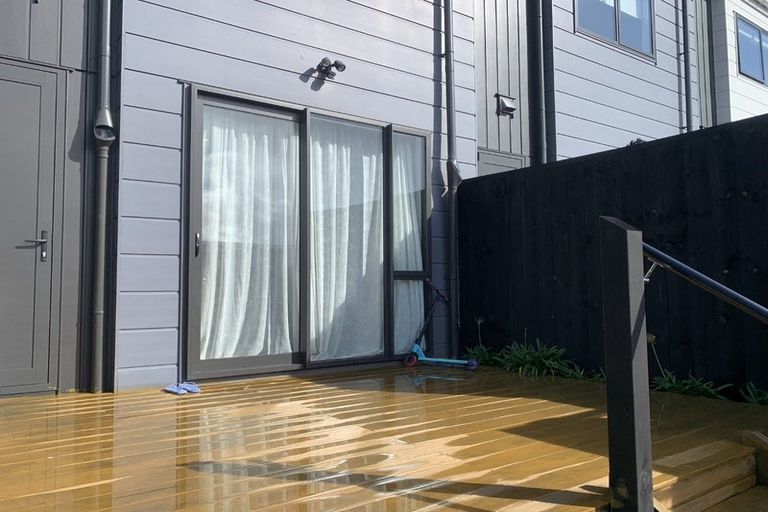 Photo of property in 11/1 Scott Road, Hobsonville, Auckland, 0616