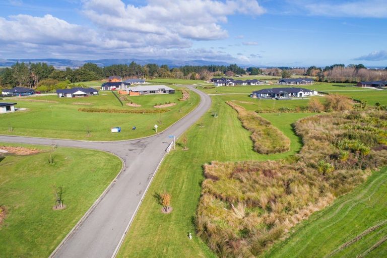 Photo of property in 75 Hartwell Drive, Kelvin Grove, Palmerston North, 4470