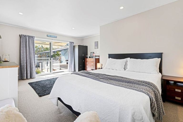 Photo of property in 62 Heybridge Street, Manurewa, Auckland, 2102