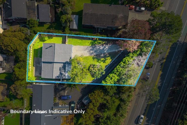 Photo of property in 351 Triangle Road, Massey, Auckland, 0614