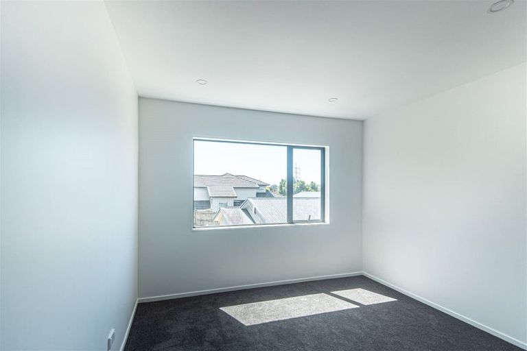Photo of property in 6/143 Portage Road, New Lynn, Auckland, 0600
