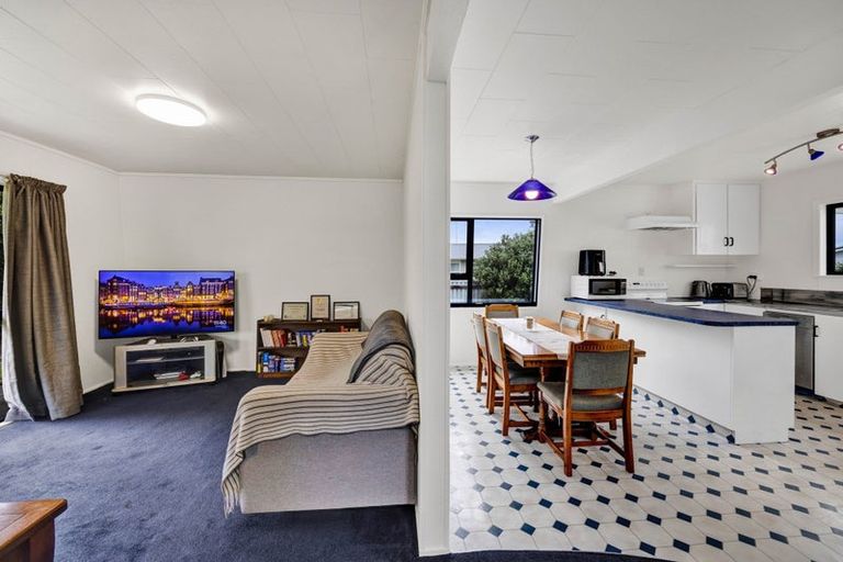 Photo of property in 33 Oberon Street, Stratford, 4332