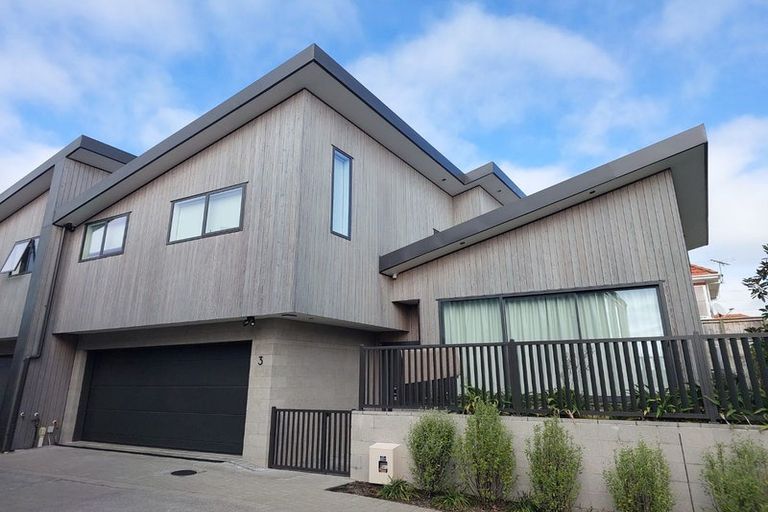 Photo of property in 3 Matau Way, Hauraki, 0622