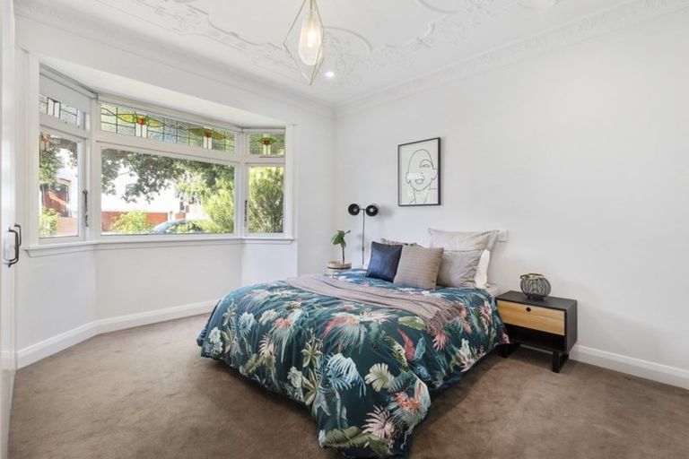 Photo of property in 72 The Parade, Island Bay, Wellington, 6023