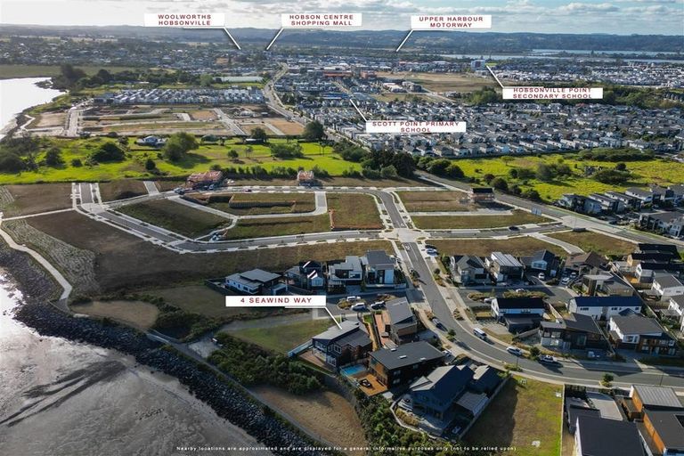Photo of property in 4 Seawind Way, Hobsonville, 0616